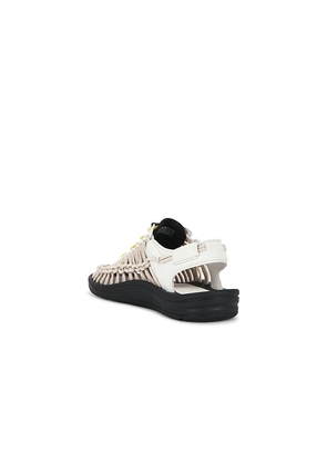 KEEN Uneek-M in White. Size 10. Also in 9, 9.5, 10.5, 11, 12, 13.