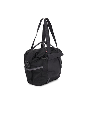 On Track Pack 40l Elite in Black.