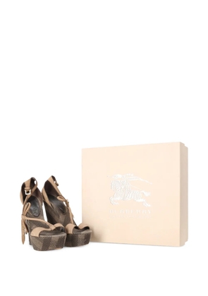 Burberry Pre-Owned bow T-strap heeled sandals - Brown
