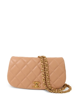 CHANEL Pre-Owned CC turn-lock quilted shoulder bag - Neutrals