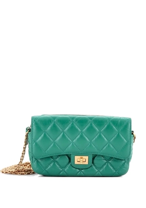 CHANEL Pre-Owned Reissue 2.55 Flap Phone Holder with Chain Quilted Aged Calfskin shoulder bag - Green