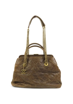 CHANEL Pre-Owned CC diamond-quilted shoulder bag - Brown