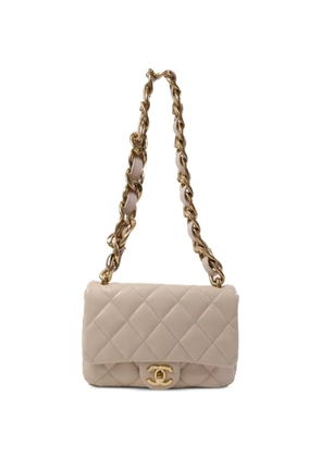 CHANEL Pre-Owned Funky Town quilted CC turn-lock shoulder bag - Neutrals