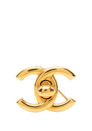 CHANEL Pre-Owned 1995 CC Gold Plated Turn Lock Brooch costume brooch