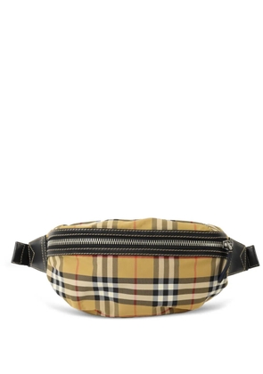 Burberry Pre-Owned check-print leather-trim belt bag - Neutrals