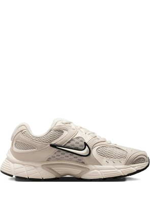 Nike V5 RNR sneakers - Neutrals