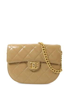 CHANEL Pre-Owned Half Moon quilted shoulder bag - Neutrals