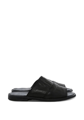 Ziggy Chen crinkled-finish leather sandals - Black