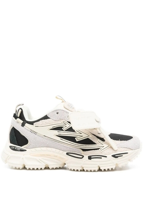 Off-White arrow-appliqué sneakers - Neutrals