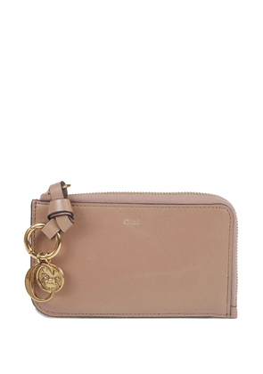 Chloé Alphabet logo-charm leather wallet - Neutrals