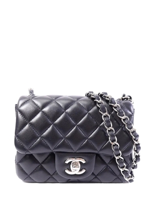 CHANEL Pre-Owned 17 Classic Flap CC turn-lock quilted shoulder bag - Black