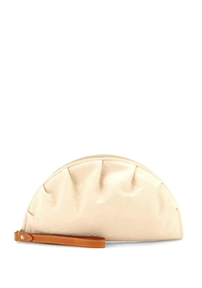 Louis Vuitton Pre-Owned Gyoza Pouch Monogram Leather clutch bag - Neutrals