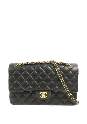 CHANEL Pre-Owned 25 Classic Flap quilted CC turn-lock shoulder bag - Black