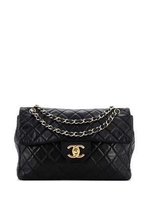 CHANEL Pre-Owned Classic Single Flap Bag Quilted Lambskin Maxi shoulder bag - Black