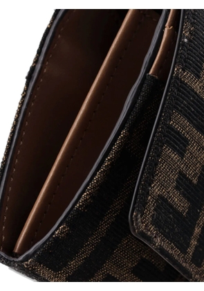 Fendi Pre-Owned Baguette Continental Wallet on Chain FF Jacquard Fabric crossbody bag - Brown