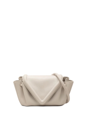 Bottega Veneta Pre-Owned 2012-2026 Small Lambskin Beak crossbody bag - Grey