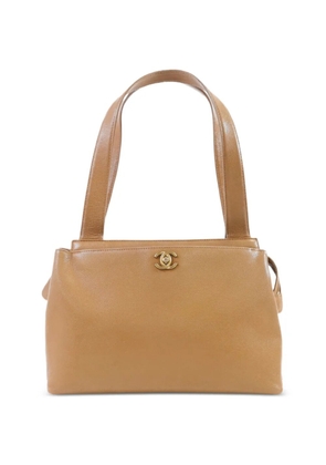 CHANEL Pre-Owned CC turn-lock shoulder bag - Neutrals