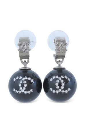 CHANEL Pre-Owned CC drop earrings - Silver