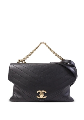 CHANEL Pre-Owned CC turn-lock chevron-quilted shoulder bag - Black