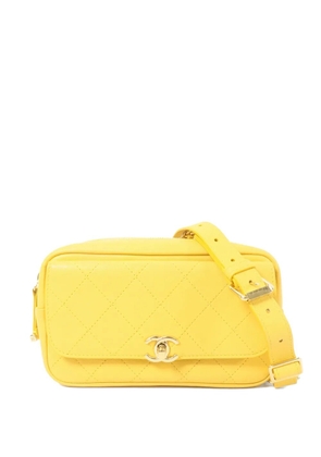 CHANEL Pre-Owned CC turn-lock belt bag - Yellow