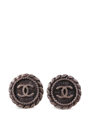 CHANEL Pre-Owned CC rope-trim earrings - Silver