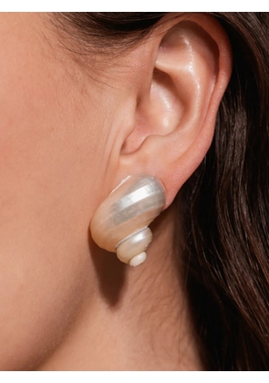 Jennifer Behr Luca shell earrings - Neutrals