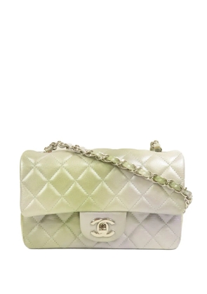 CHANEL Pre-Owned 20 Classic Flap CC turn-lock shoulder bag - Green
