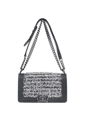 CHANEL Pre-Owned 2017 Medium Boy tweed shoulder bag - Grey