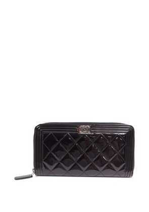 CHANEL Pre-Owned Boy quilted leather wallet - Black