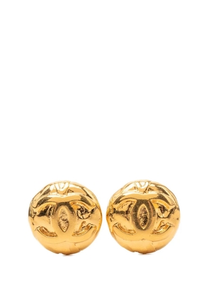 CHANEL Pre-Owned 1996 CC Gold Plated Round Clip On Earrings costume earrings
