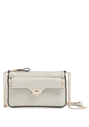 Valentino Garavani Rockstud chain pouch in grainy leather - Grey