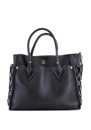 Louis Vuitton Pre-Owned On My Side Monogram Tuffetage Leather MM tote bag - Black