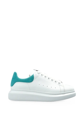 Alexander McQueen Oversized sneakers - White