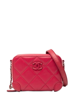 CHANEL Pre-Owned 2019 Mini Quilted Lambskin Covered CC Camera Bag crossbody bag - Pink