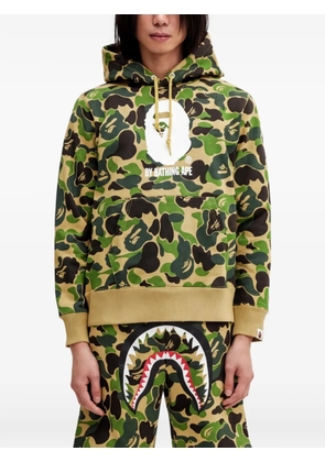A BATHING APE® camouflage-pattern hoodie - Neutrals