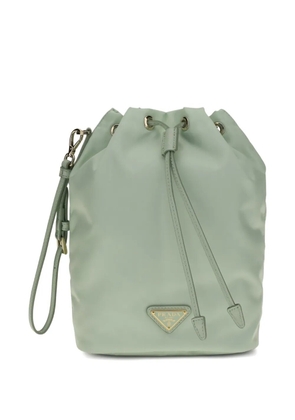 Prada Re-Nylon logo-plaque bucket bag - Green