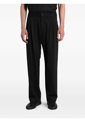 KANEMASA PHIL Tuck Easy pleated elasticated-waist trousers - Black