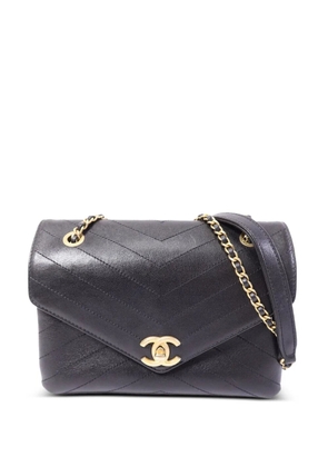 CHANEL Pre-Owned CC turn-lock shoulder bag - Black