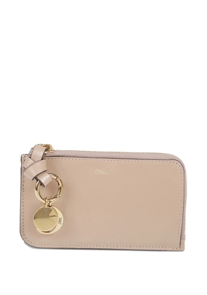 Chloé Alphabet logo-charm zipped leather card holder - Neutrals