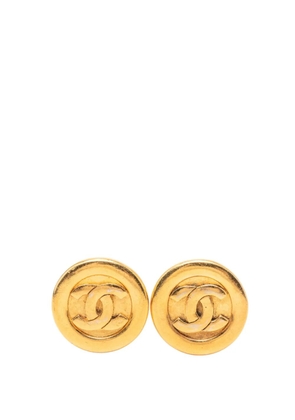 CHANEL Pre-Owned 1970-1980 CC Gold Plated Round Clip On Earrings costume earrings