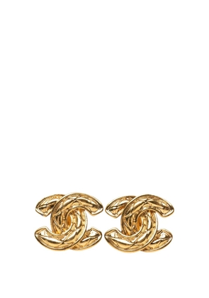 CHANEL Pre-Owned 1970-1980 CC Quilted Gold Plated Clip On Earrings costume earrings
