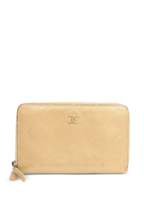 CHANEL Pre-Owned CC quilted wallet - Neutrals
