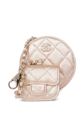 CHANEL Pre-Owned CC quilted coin purse - Gold