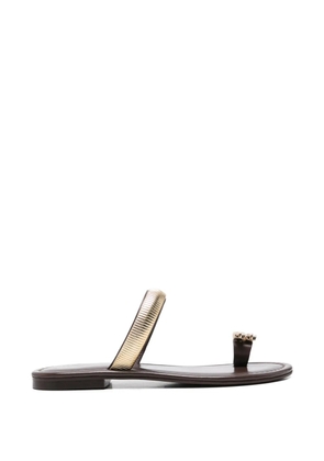 exè crystal-embellished toe-ring sandals - Gold