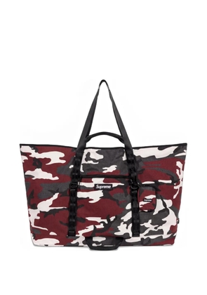 Supreme camouflage-print ripstop tote bag - Red