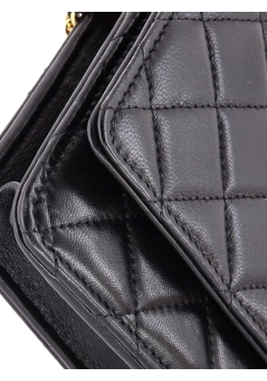CHANEL Pre-Owned Wallet on Chain Quilted Lambskin crossbody bag - Black