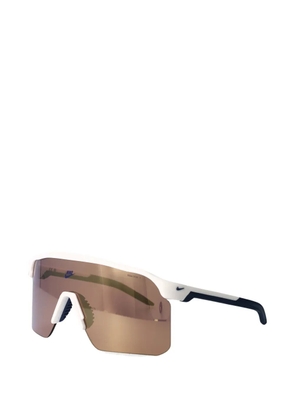 Nike Expedition Shield sunglasses - White