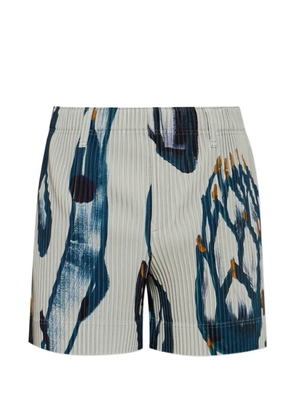 Homme Plissé Issey Miyake Fruits Vegetables print pleated shorts - Grey