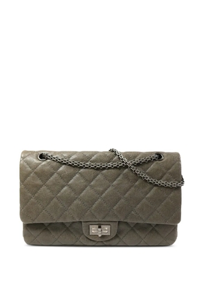 CHANEL Pre-Owned 2.55 Jumbo quilted shoulder bag - Grey