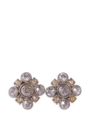 CHANEL Pre-Owned CC crystal-embellished earrings - Silver